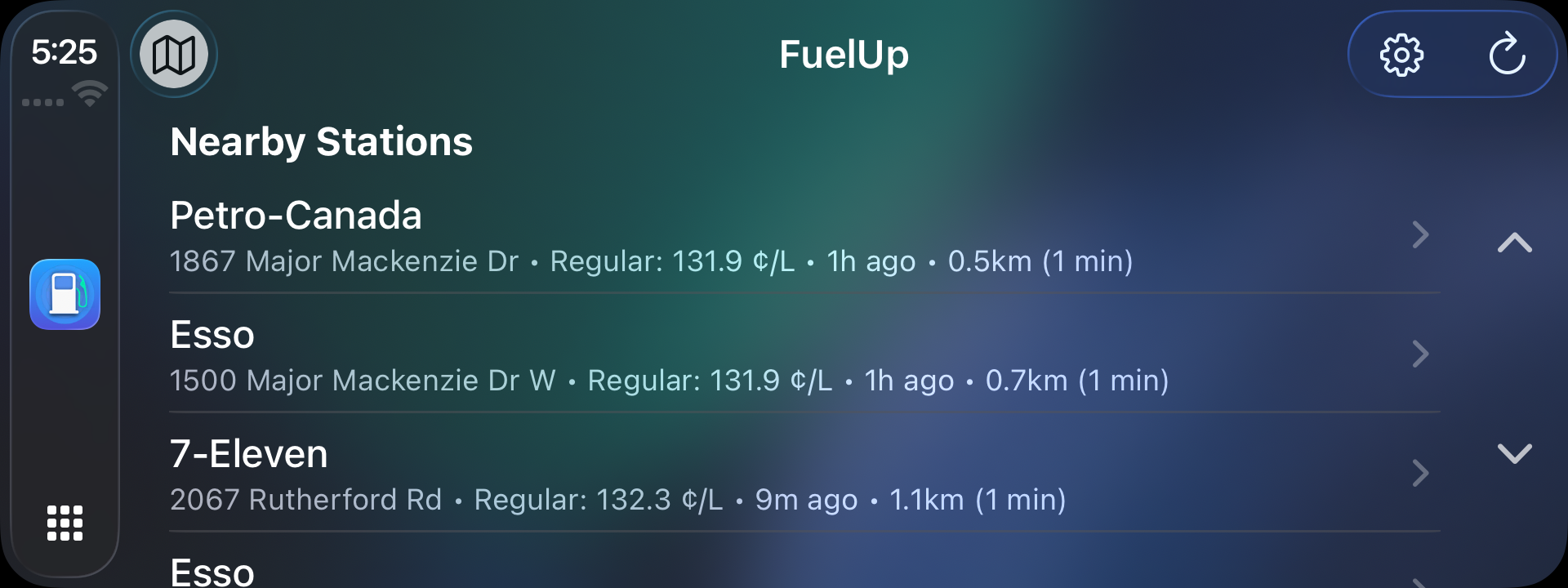 FuelUp on CarPlay: color-coded station list